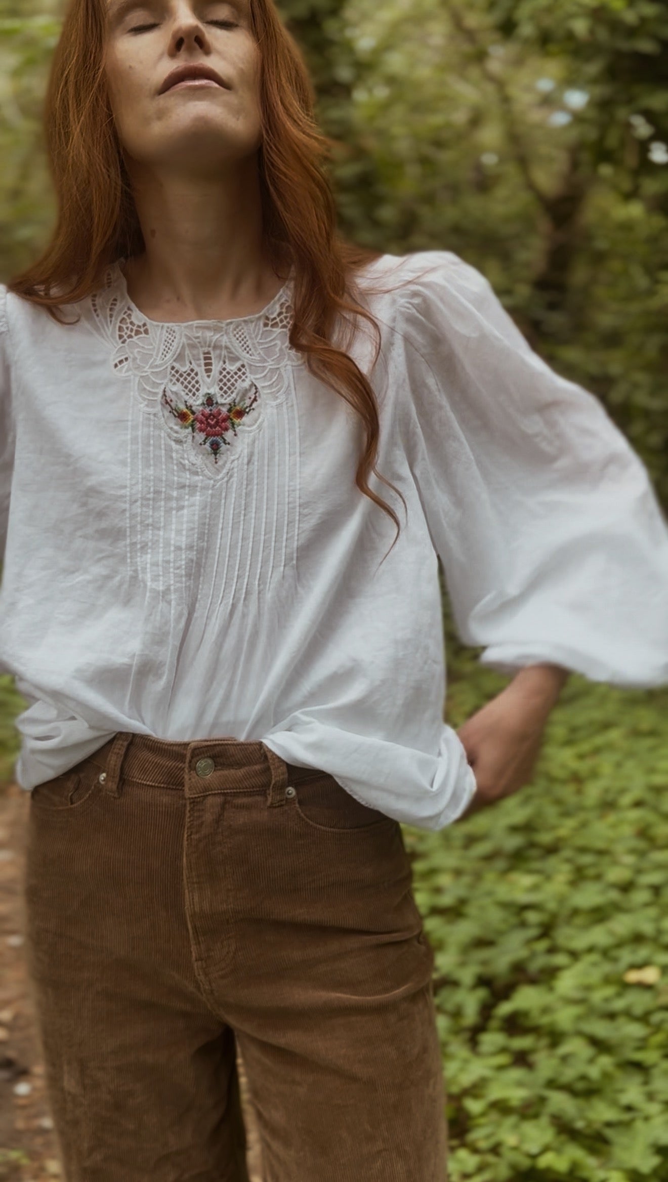 REWORKED WHITE CROSS STITCH EMBROIDERED BLOUSE S-L
