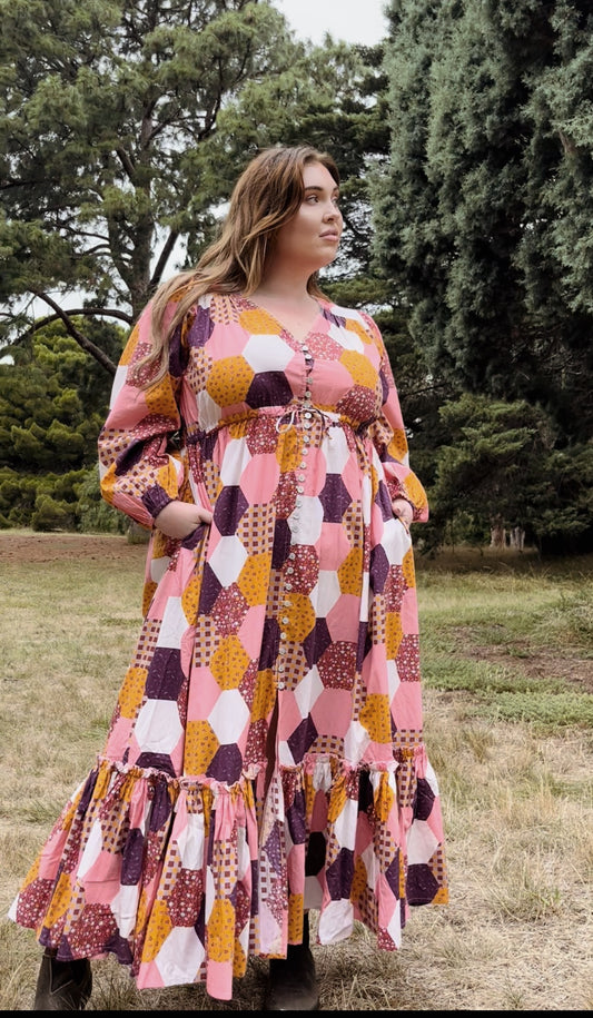 SECOND - 100% RECYCLED COTTON - MAÈLI HEXIE PATCHWORK PRINT HAND STITCHED NECKLINE (Copy)