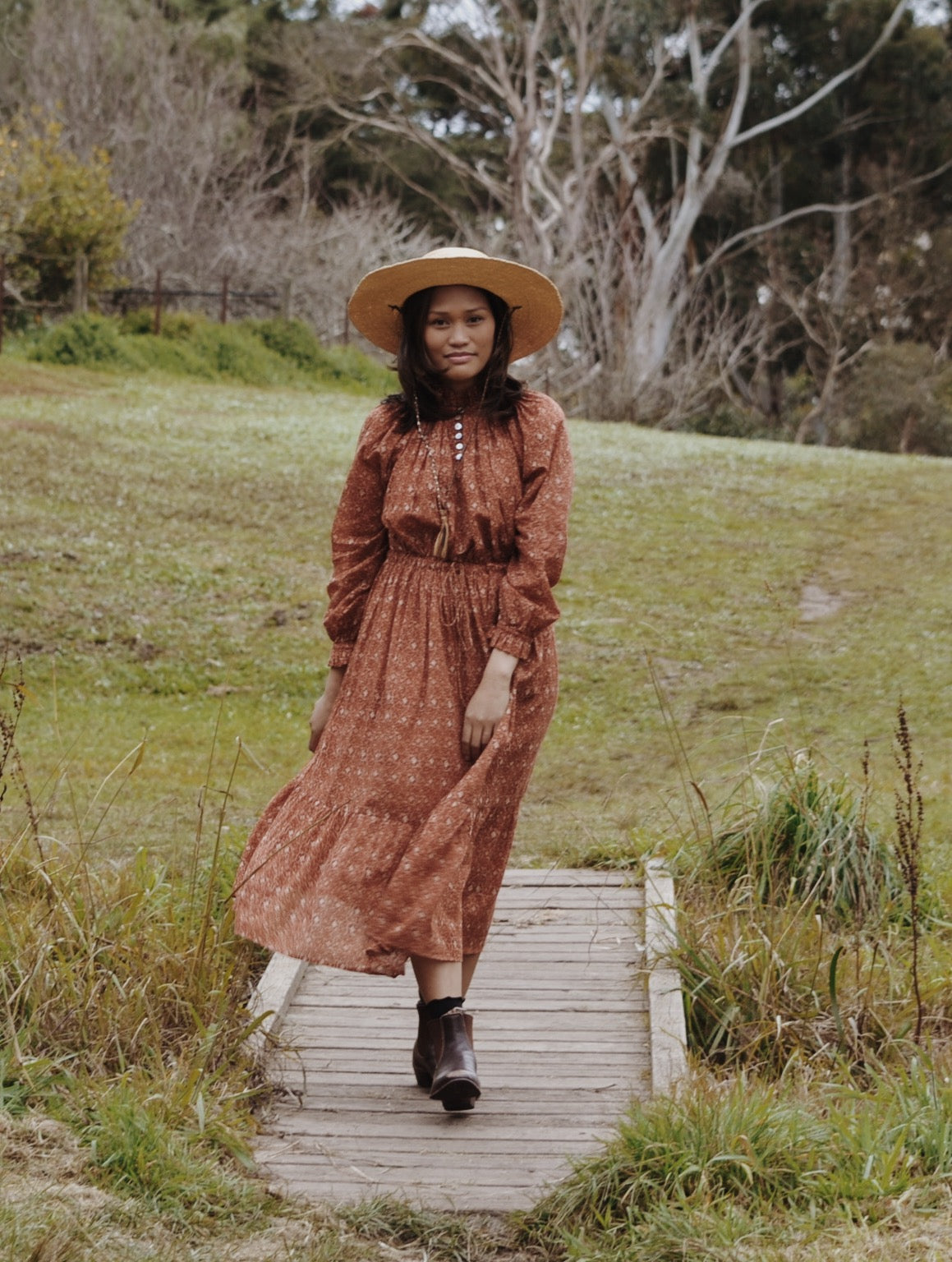 PRAIRIE DRESS ANTIQUE RUST